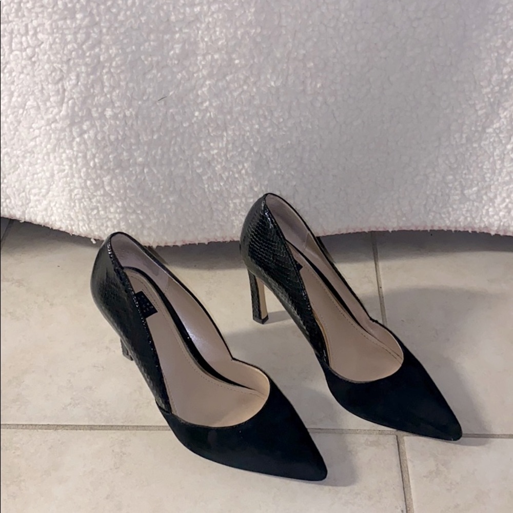 WHBM Natalee pumps